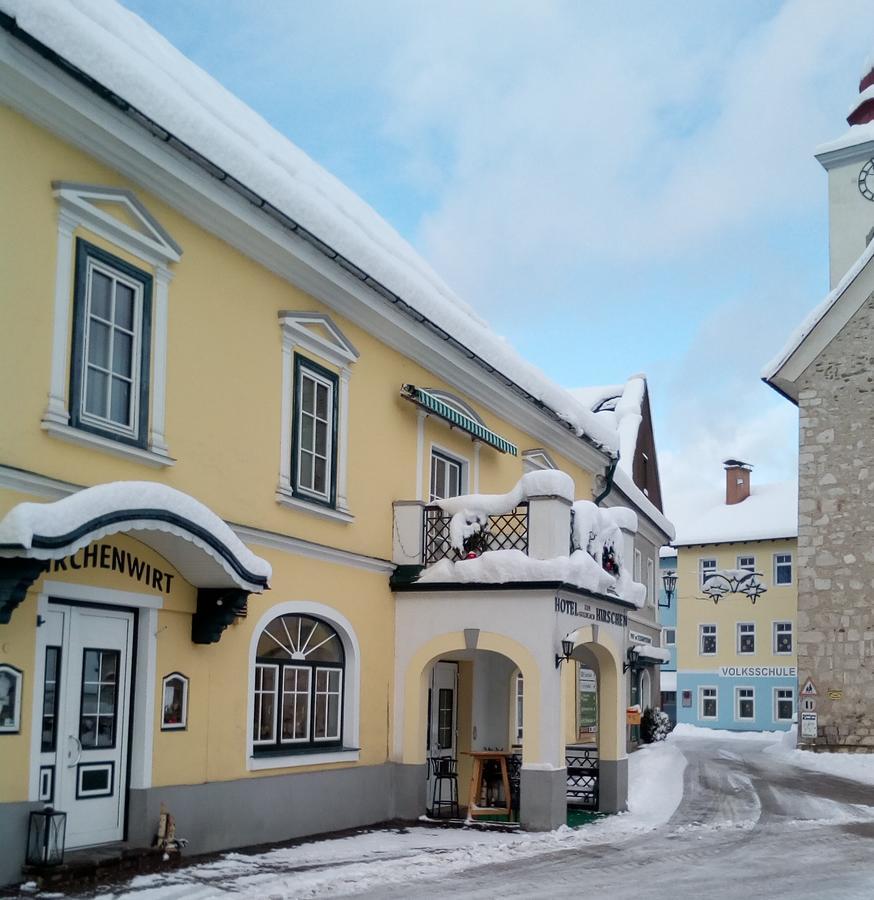 Hotel Zum Goldenen Hirschen Gostling an der Ybbs Bagian luar foto